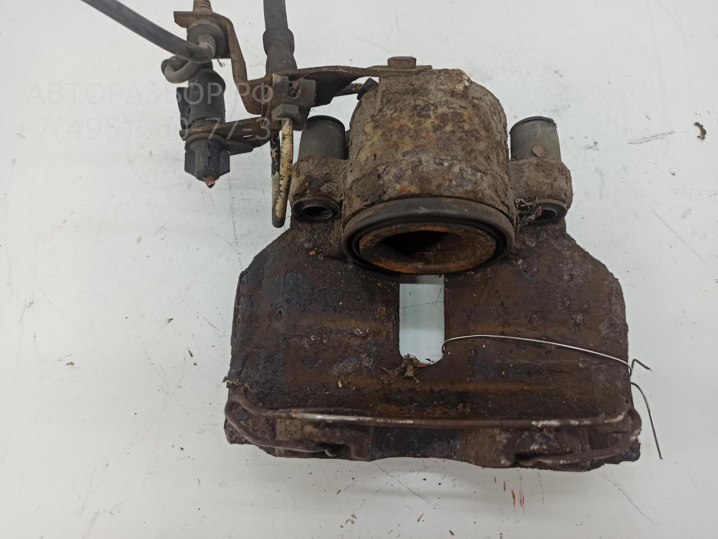 Суппорт передний правый