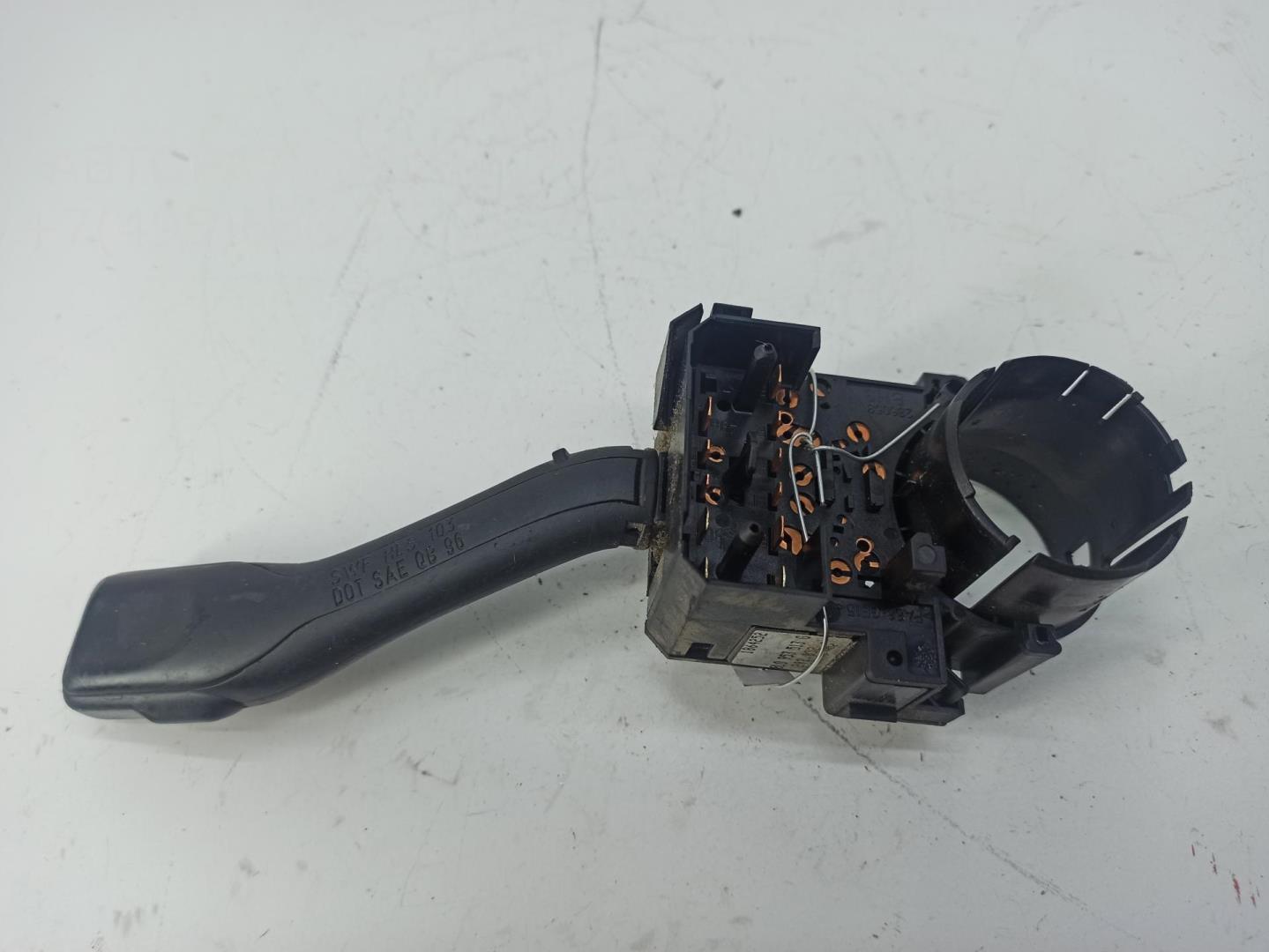 Переключатель поворотов подрулевой