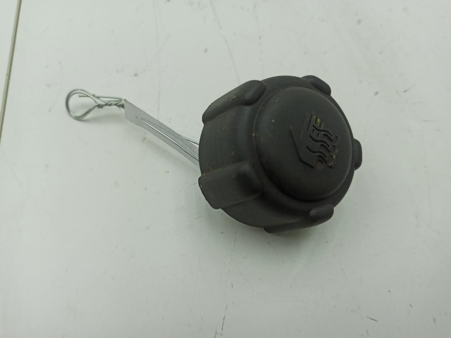 Крышка расширительного бачка