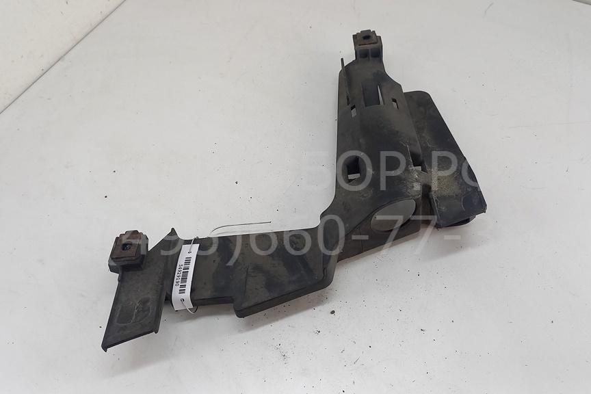 Крепеж фары