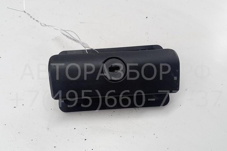 Замок бардачка