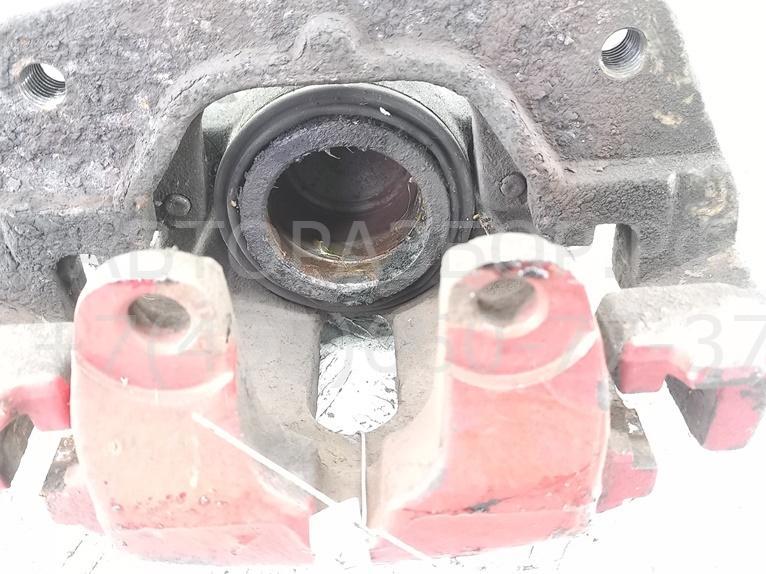 Суппорт передний правый