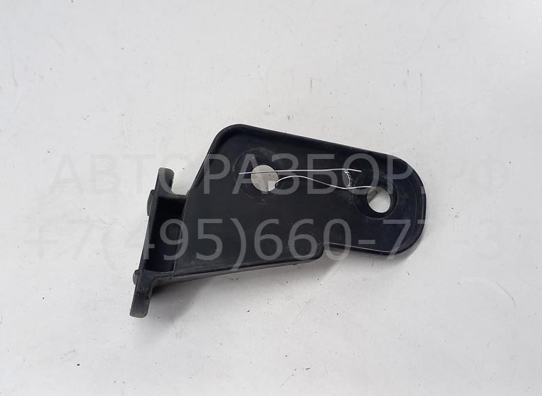 Кронштейн переднего бампера левый