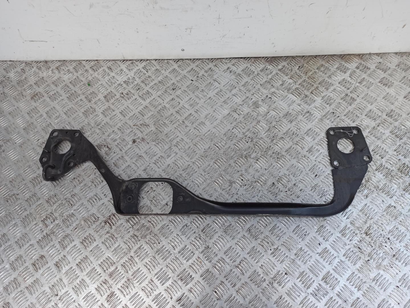 Балка подрадиаторная