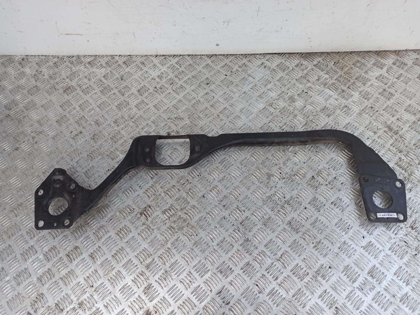 Балка подрадиаторная