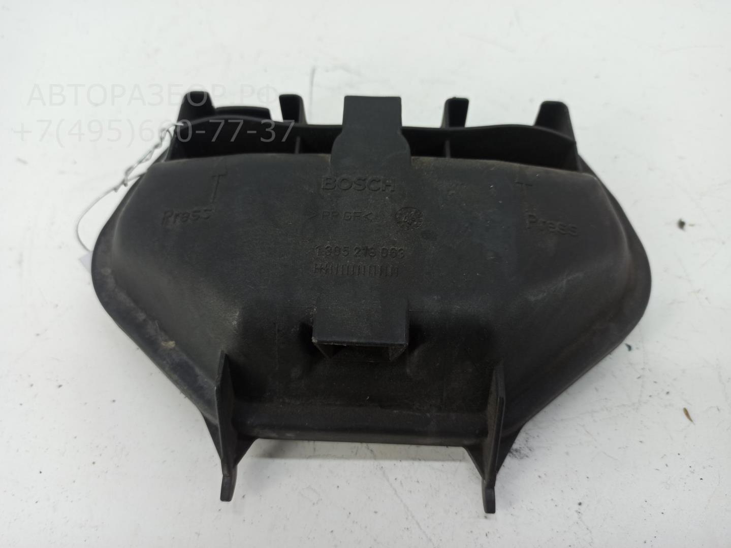 Крышка фары левой