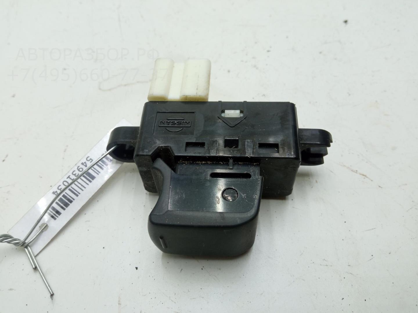 Кнопка стеклоподъемника