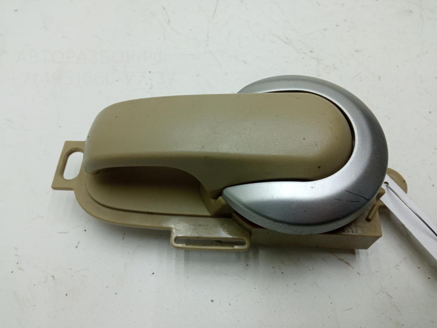 Ручка двери задней внутренняя правая