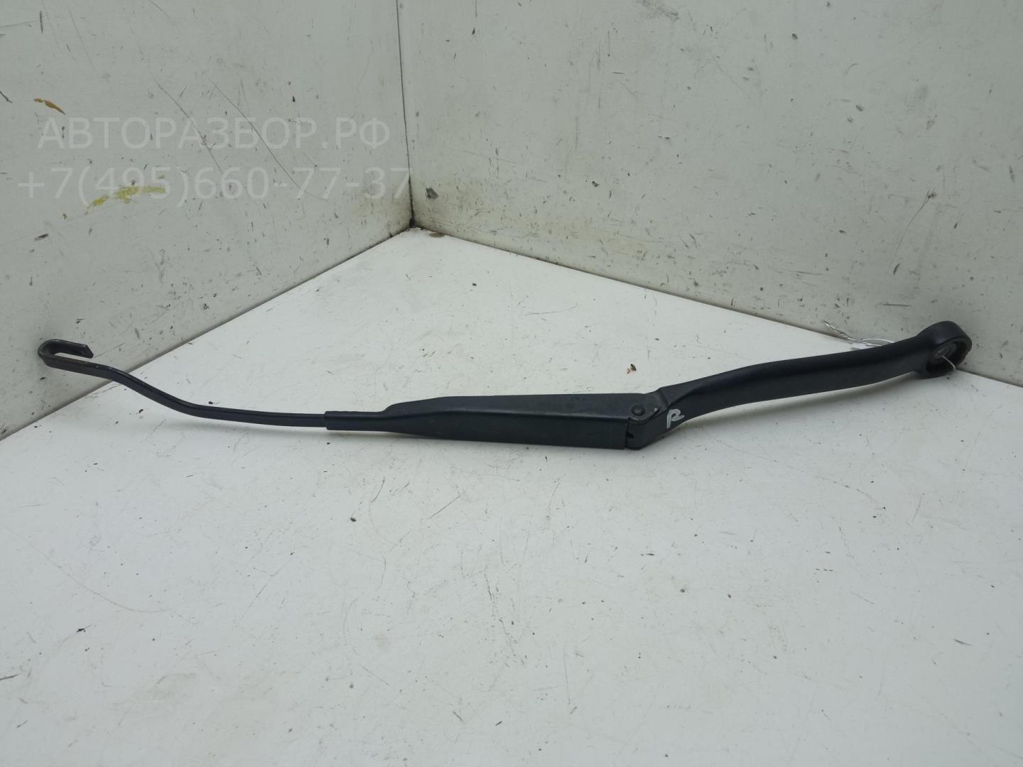 Поводок стеклоочистителя передний правый