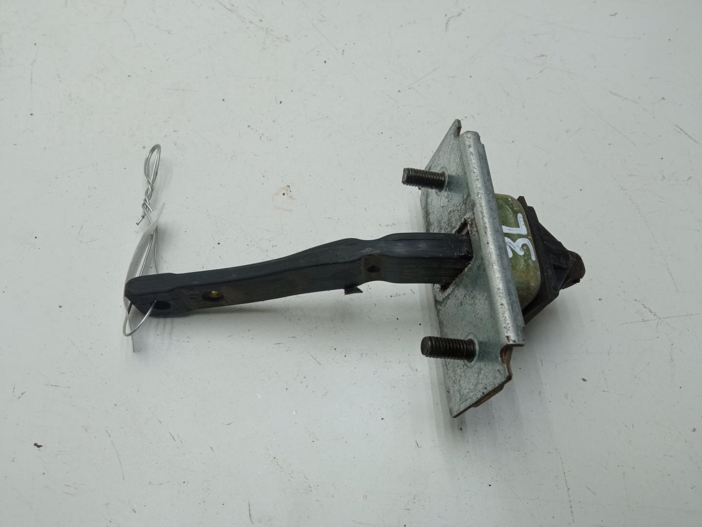 Ограничитель двери