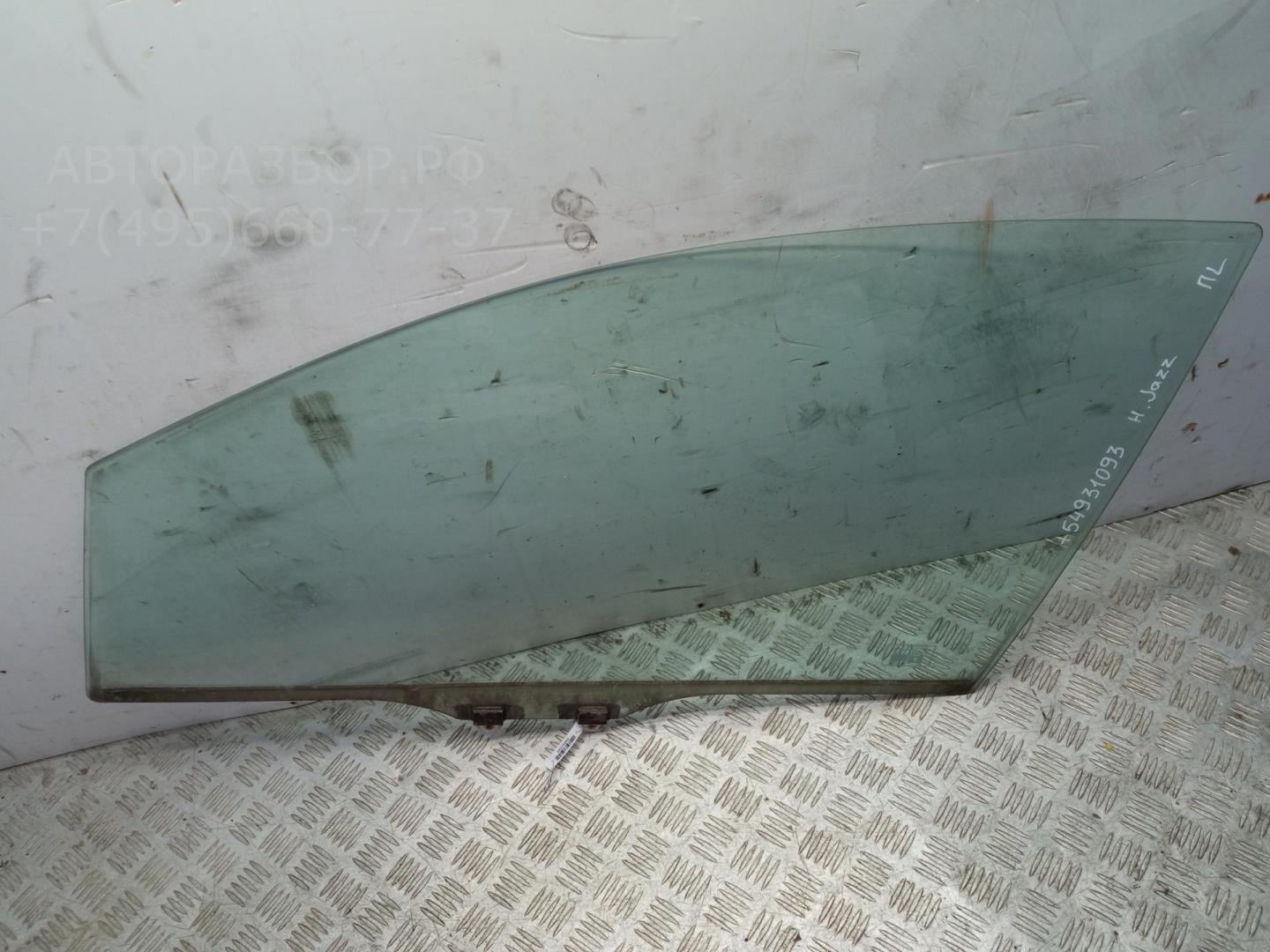 Стекло двери передней левой