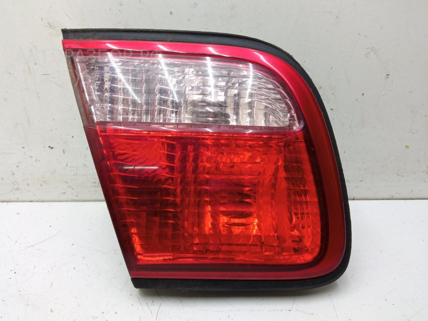 Фонарь задний внутренний левый