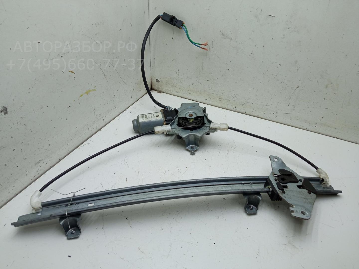 Стеклоподъемник электр. передний правый