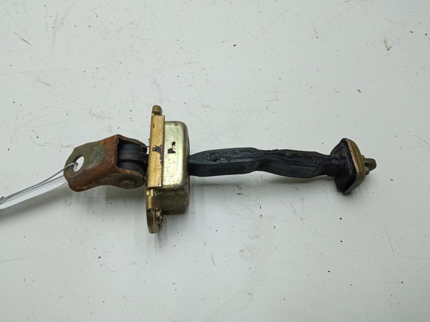 Ограничитель двери