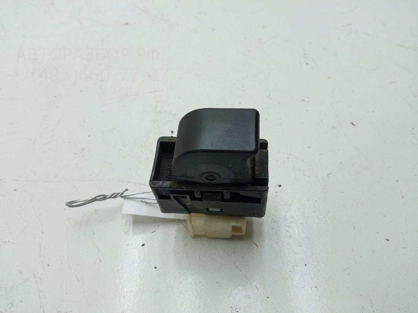 Кнопка стеклоподъемника