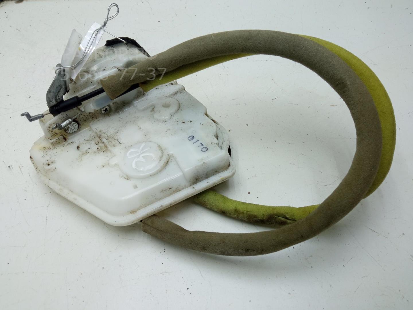 Замок двери задней правой