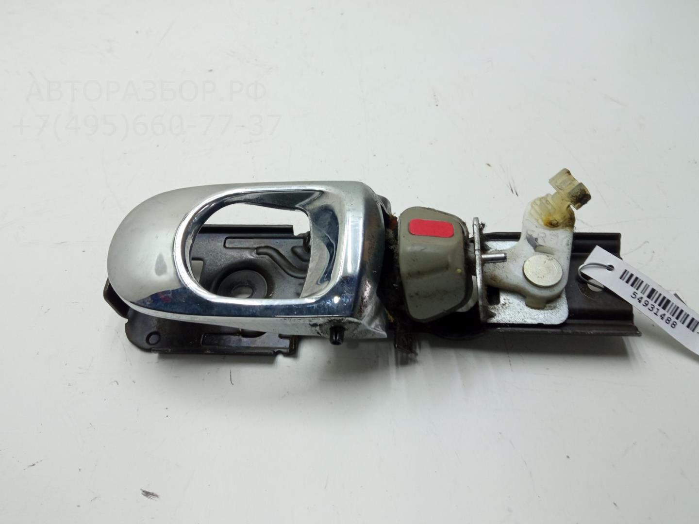 Ручка двери задней внутренняя левая