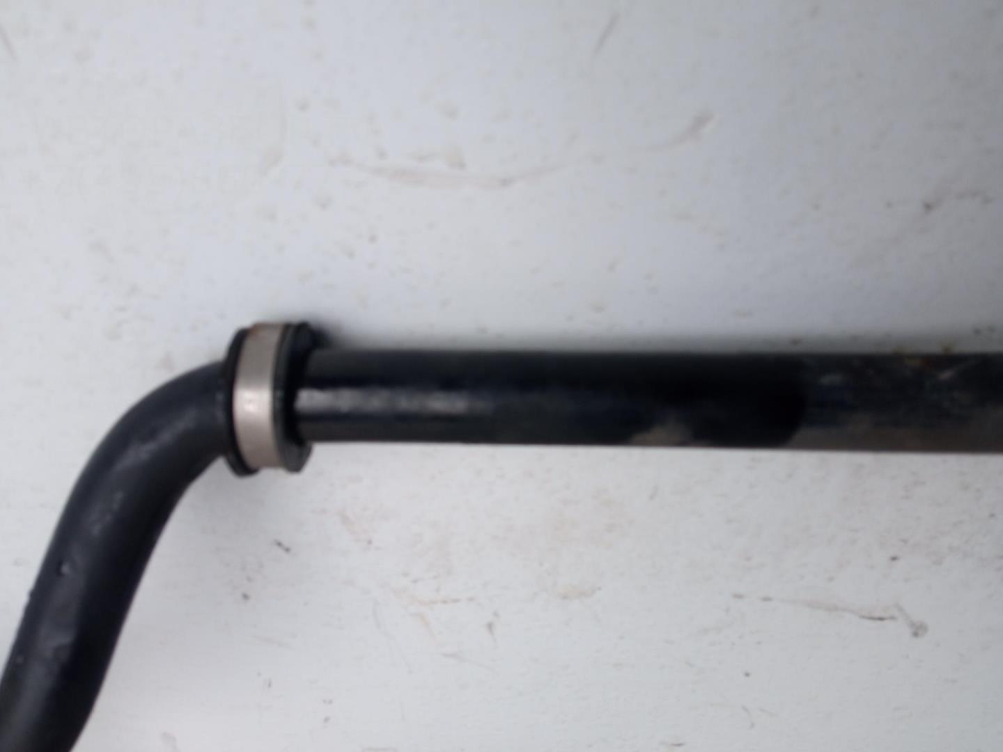 Стабилизатор передний