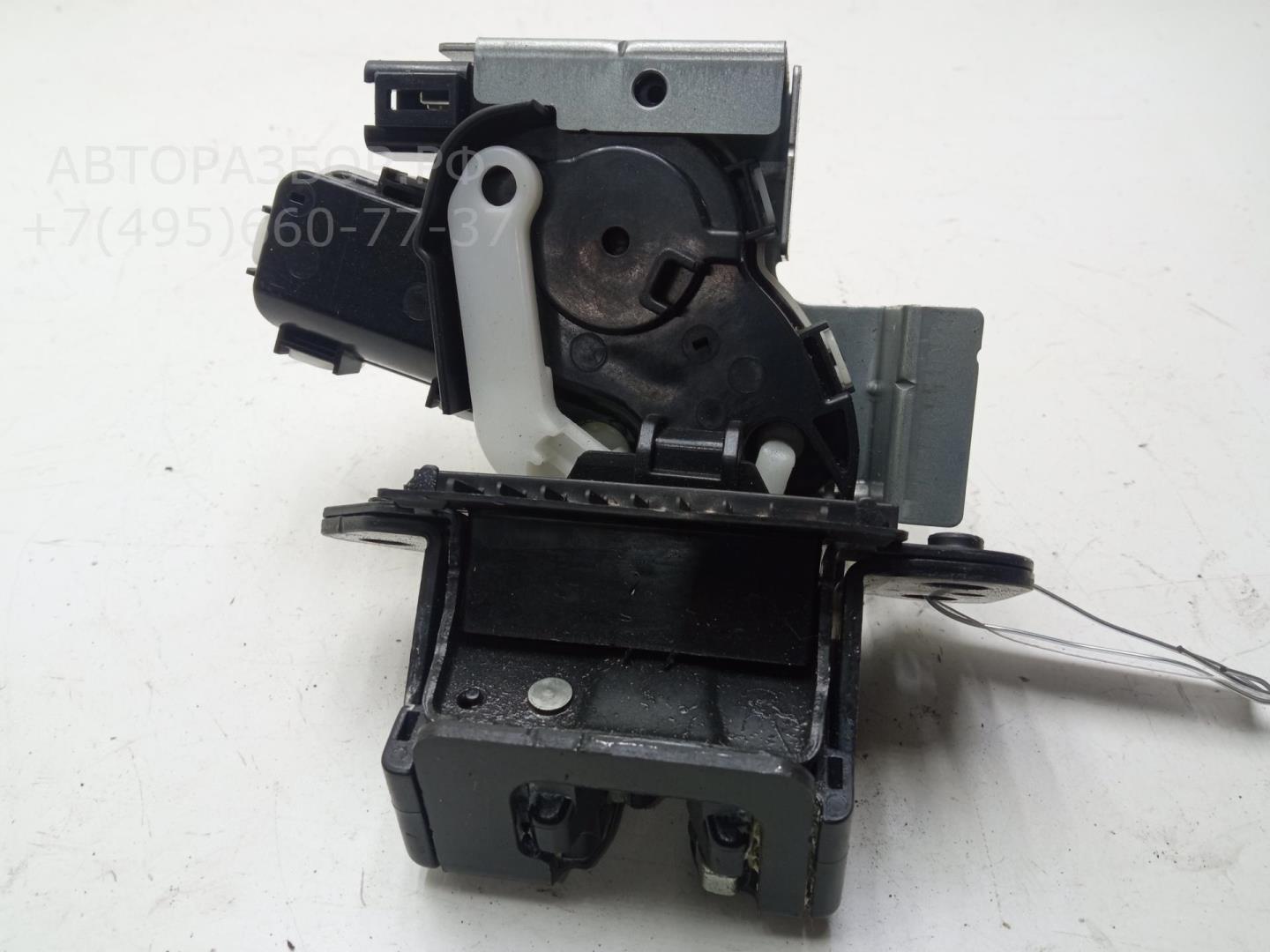 Замок багажника