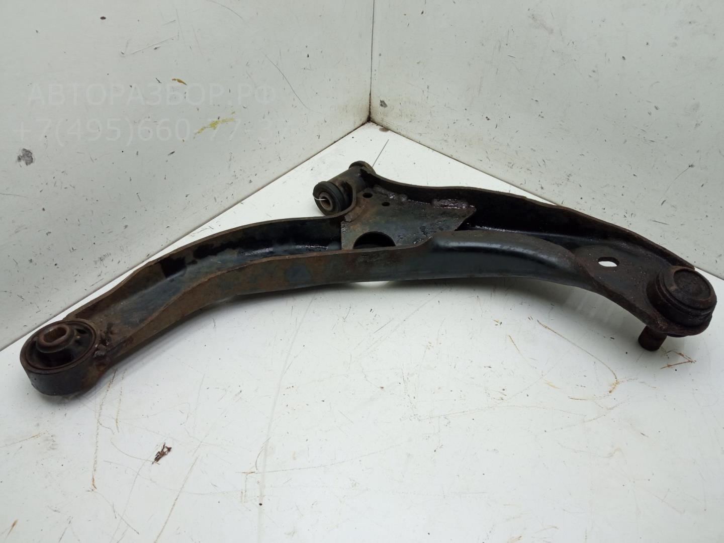 Рычаг передний левый