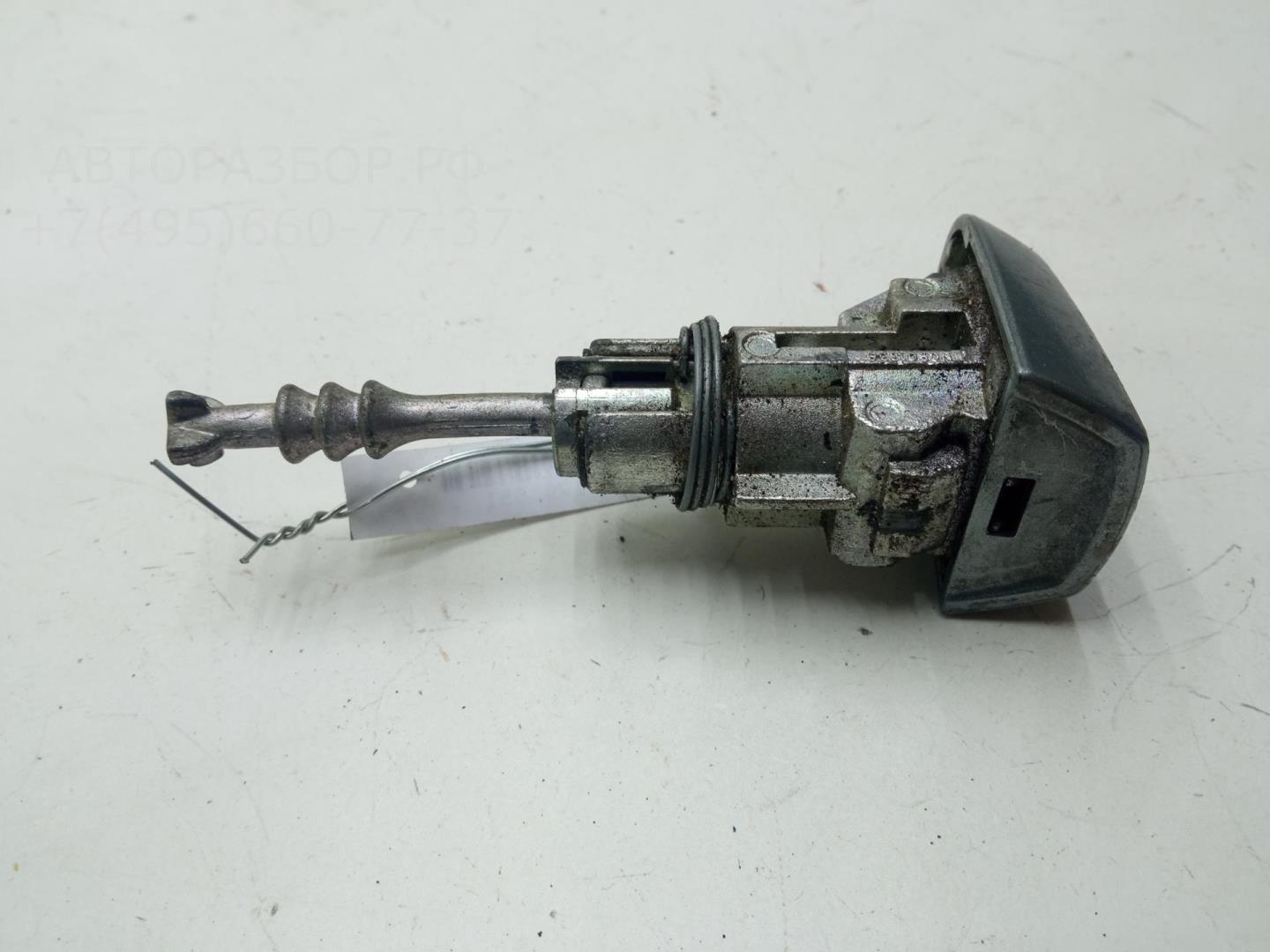 Вставка замка двери