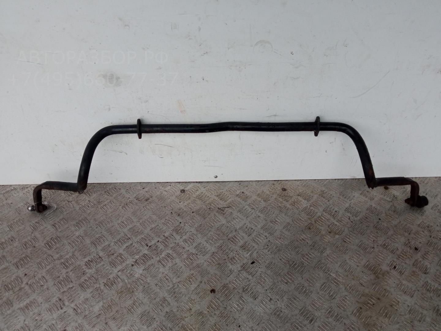 Стабилизатор передний