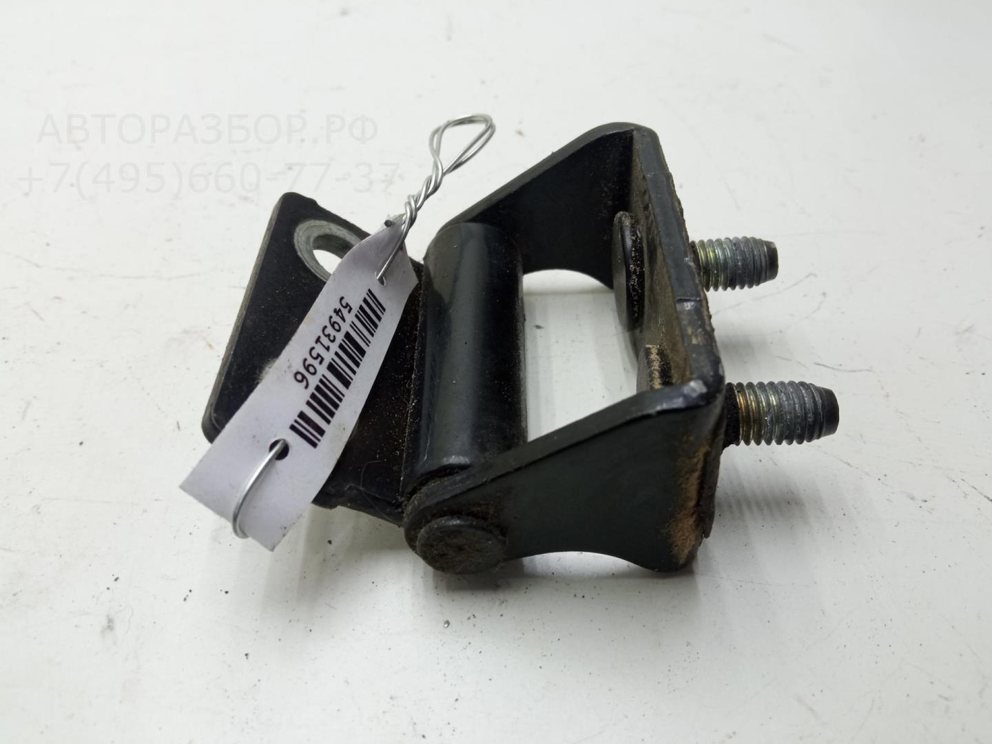 Петля крышки багажника