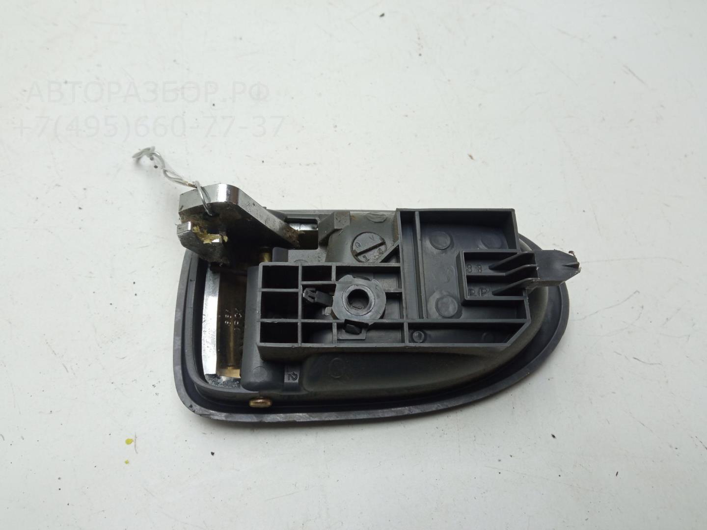 Ручка двери задней внутренняя левая