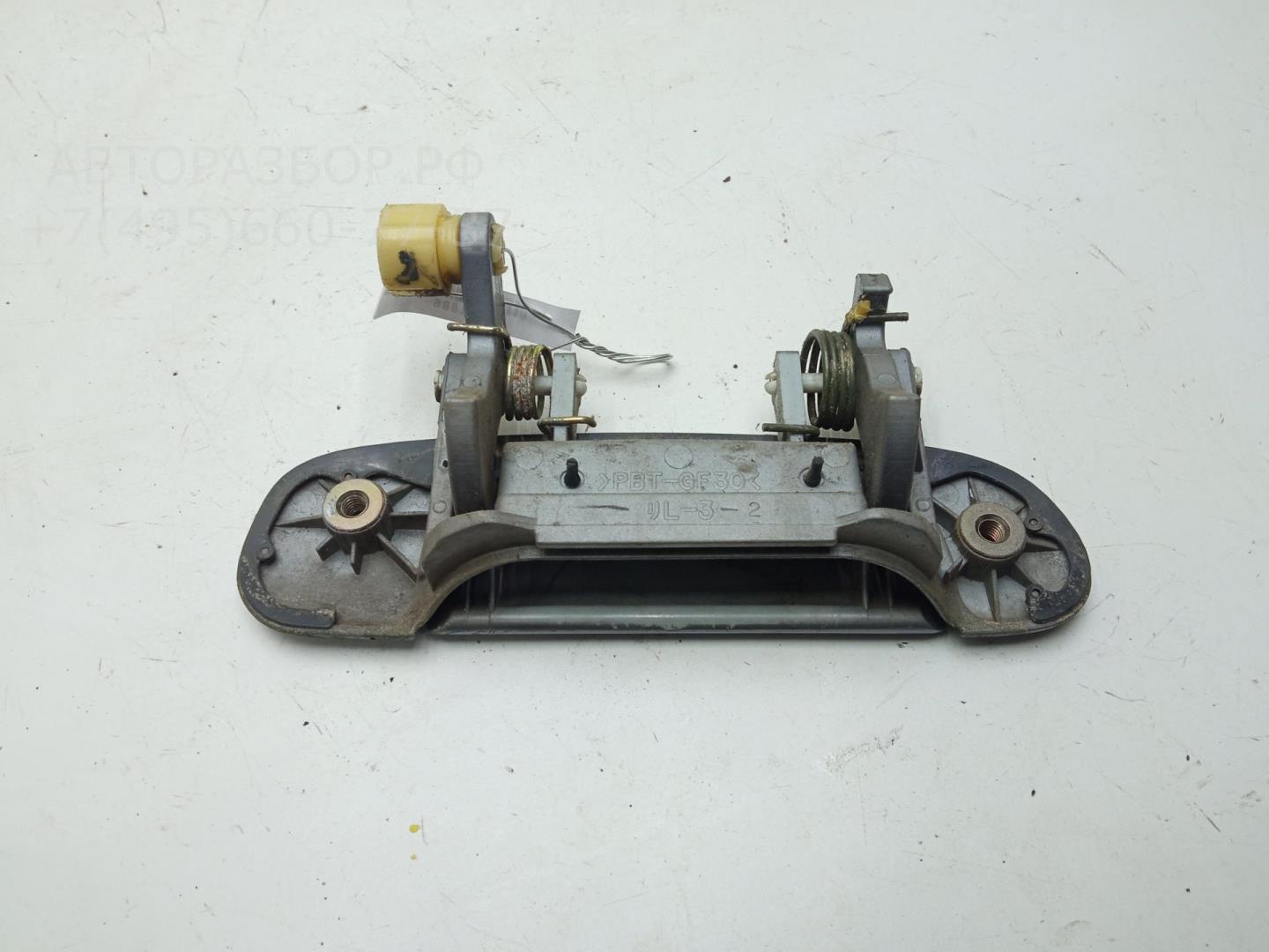 Ручка двери задней наружная левая