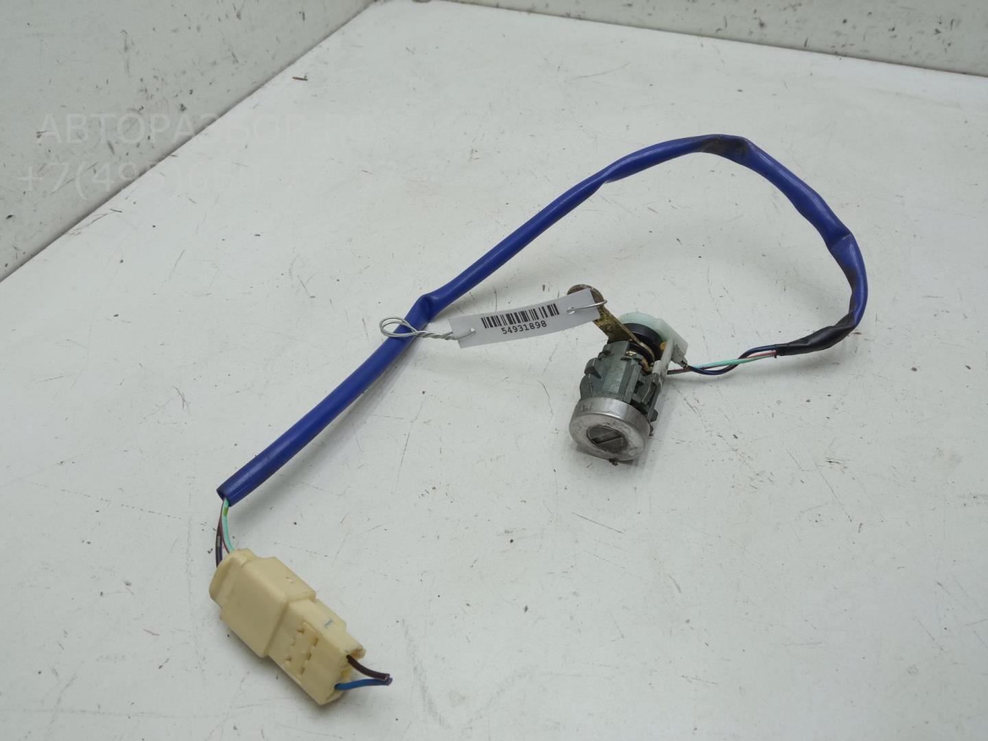 Вставка замка двери