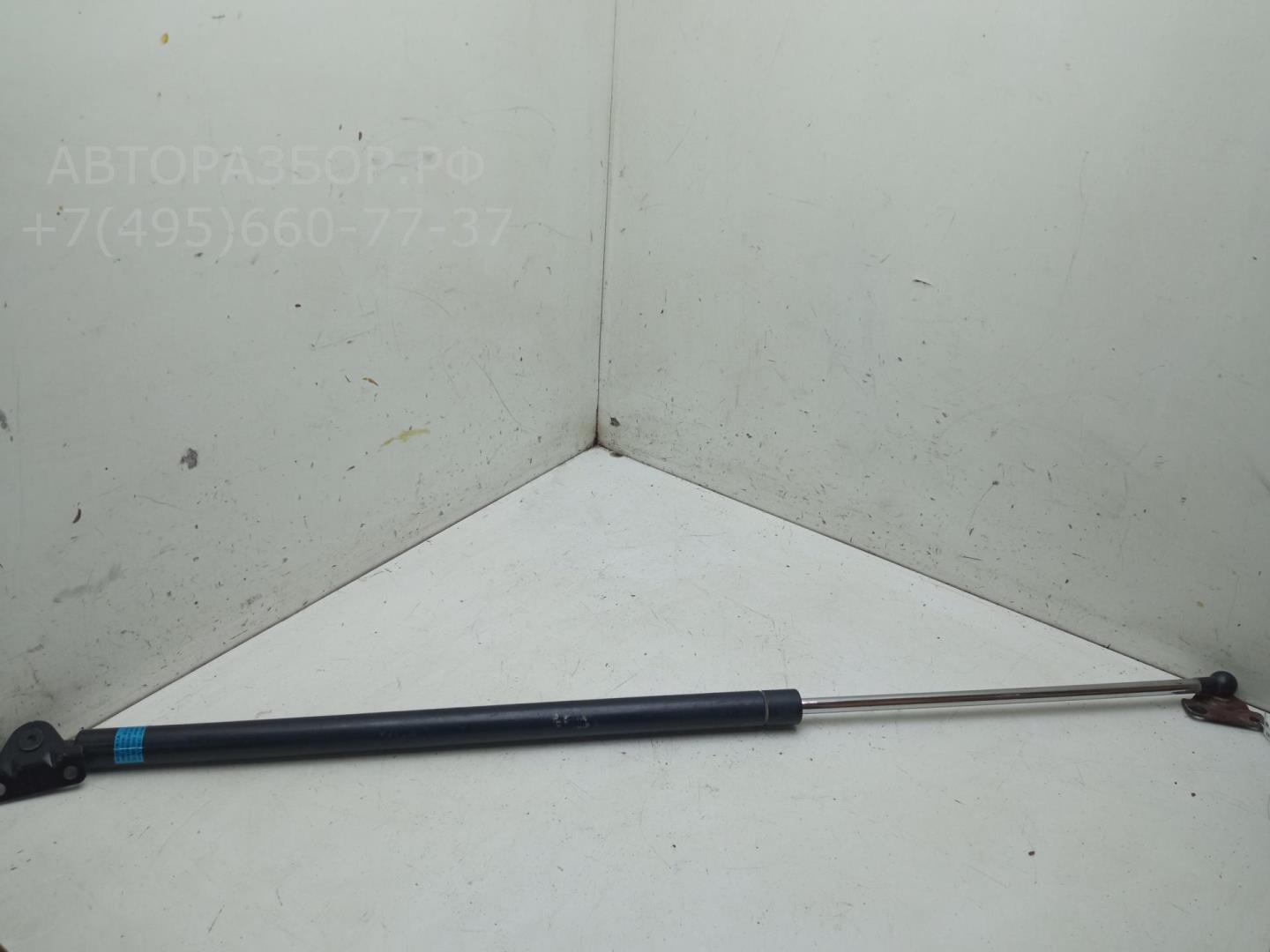 Амортизатор двери багажника