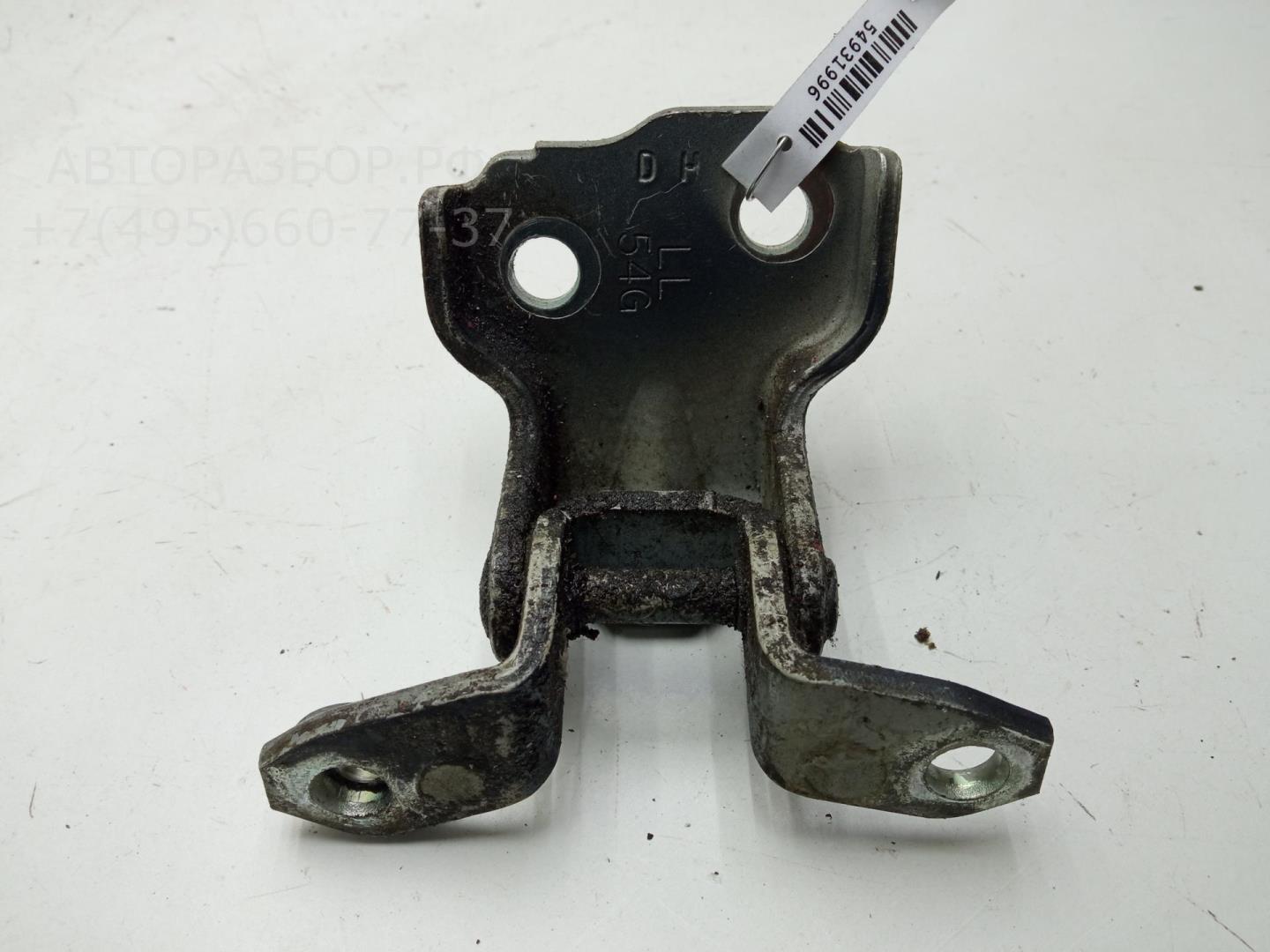 Петля двери