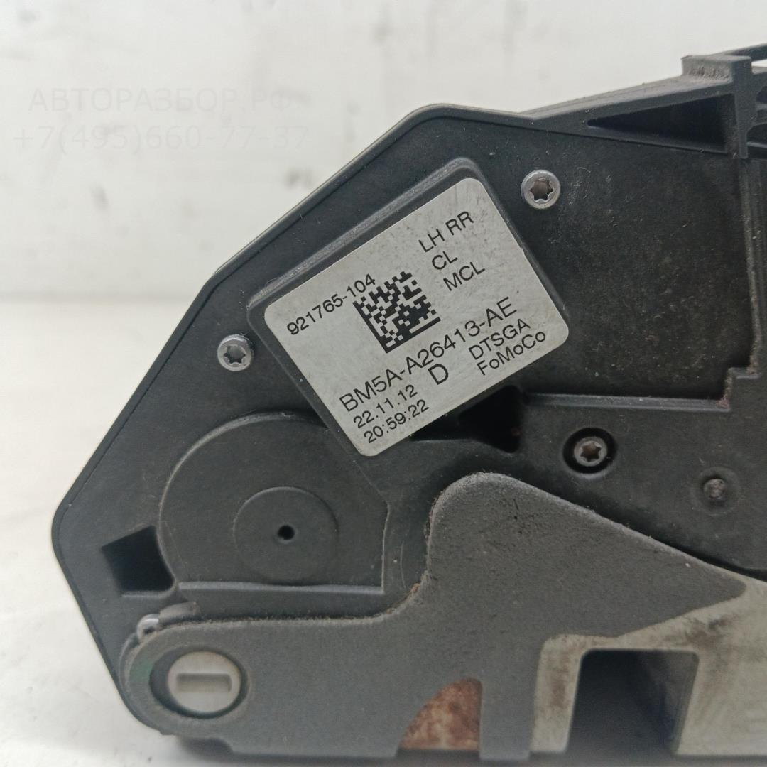 Замок двери задней левой