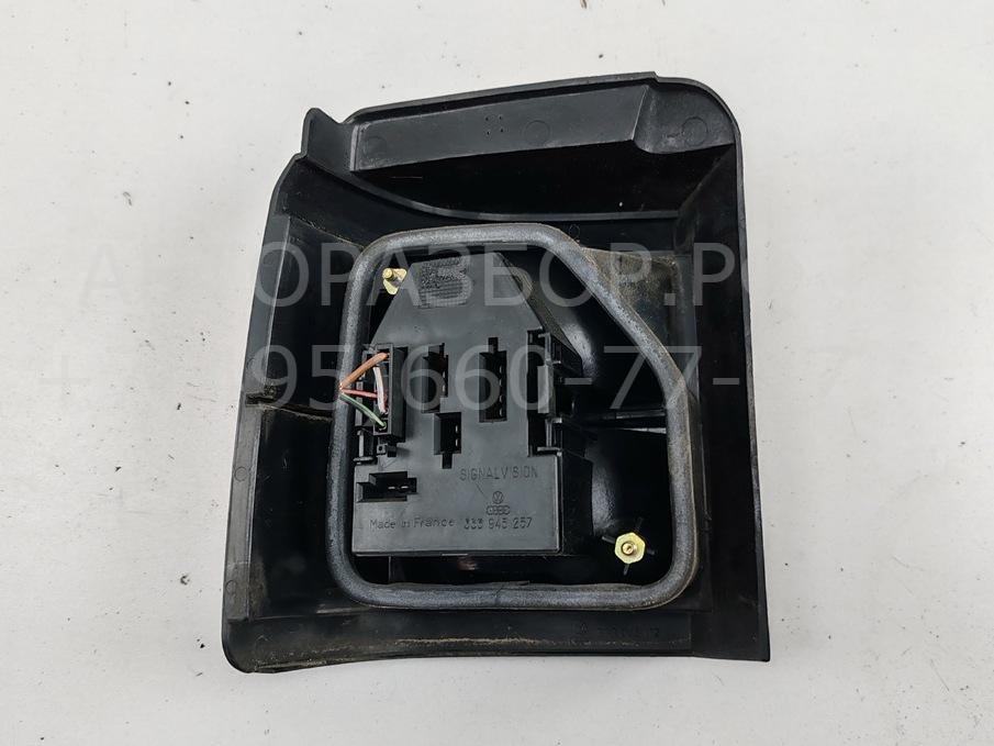 Фонарь задний правый