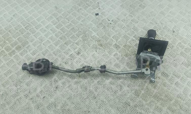 Кулиса МКПП / АКПП