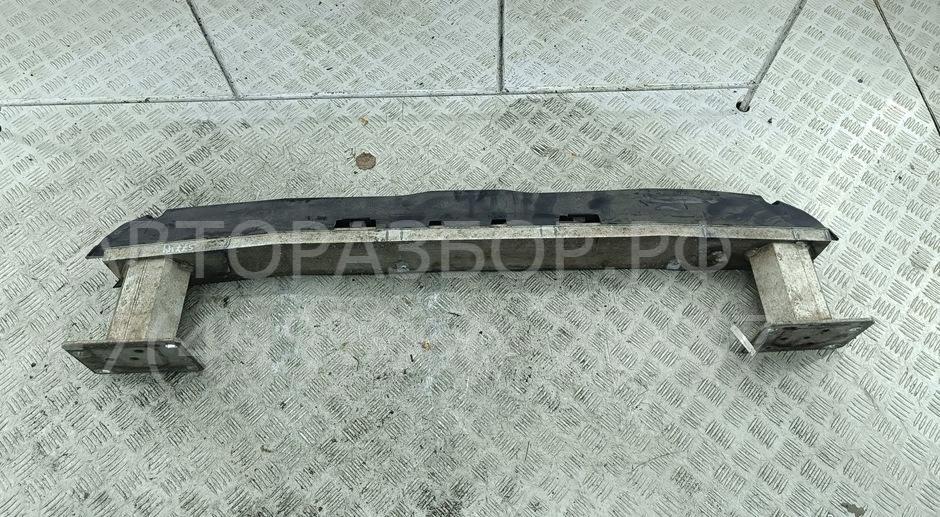 Усилитель переднего бампера