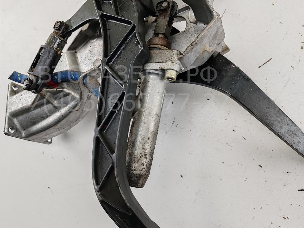 Блок педалей