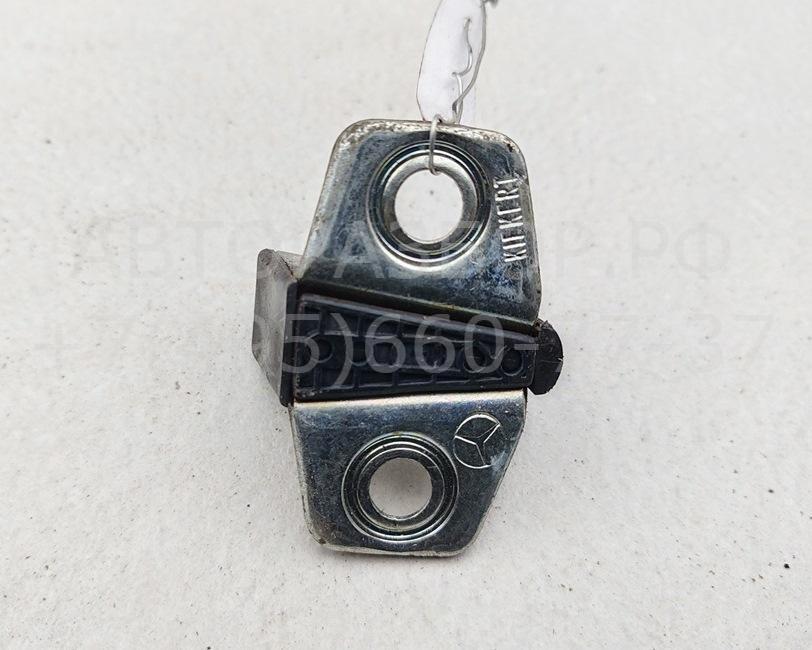 Ответная часть замка двери