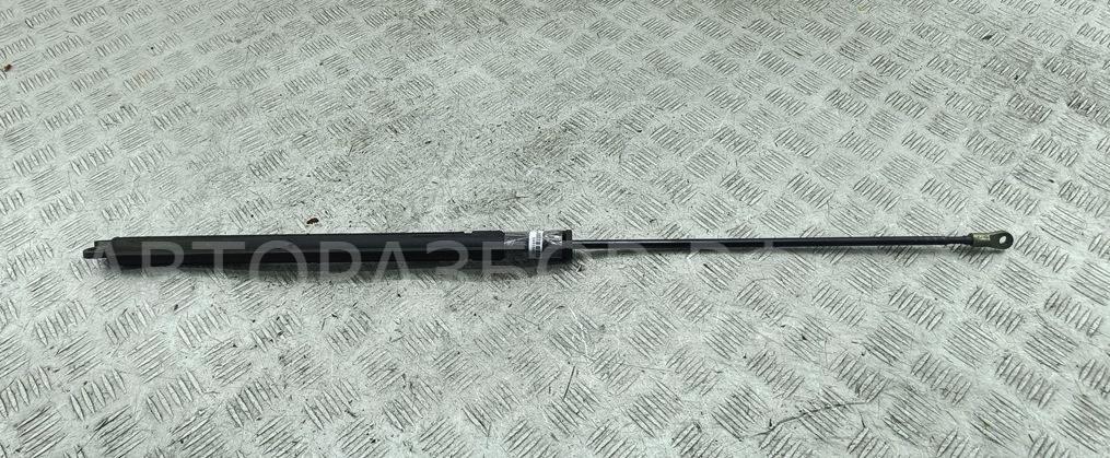 Амортизатор капота