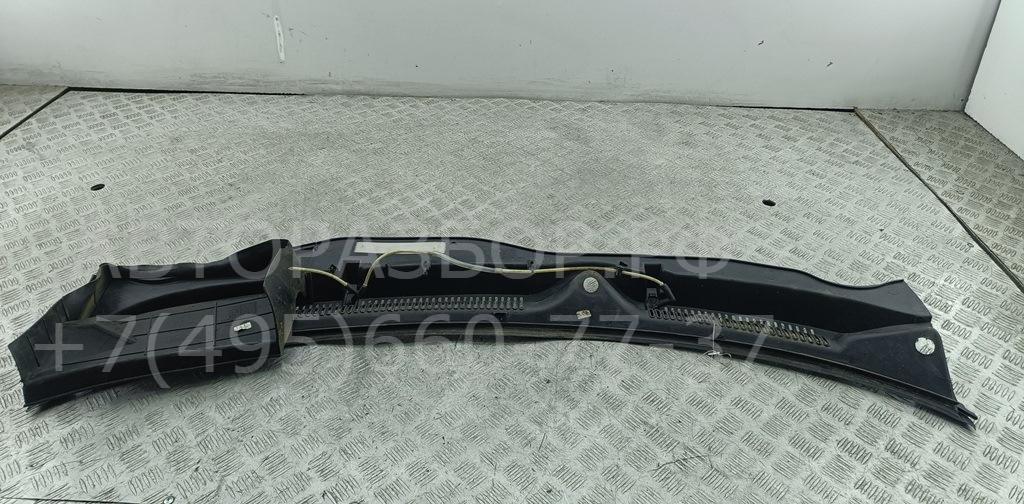 Решетка стеклоочистителей (Жабо)