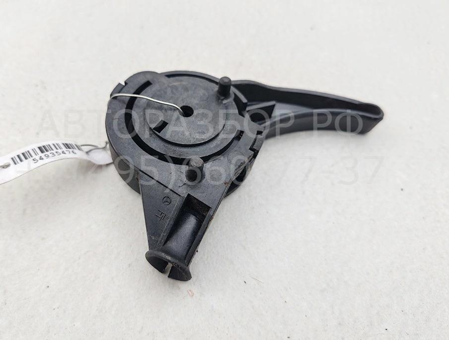 Ручка открывания капота