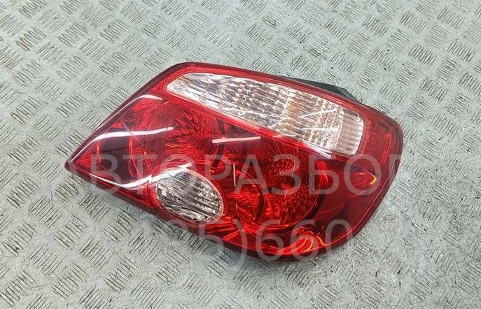 Фонарь задний правый