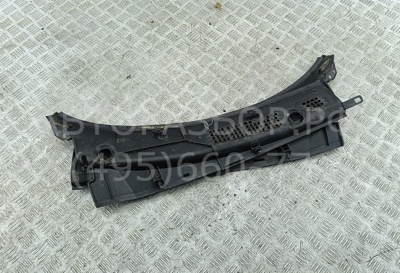 Решетка стеклоочистителей (Жабо)