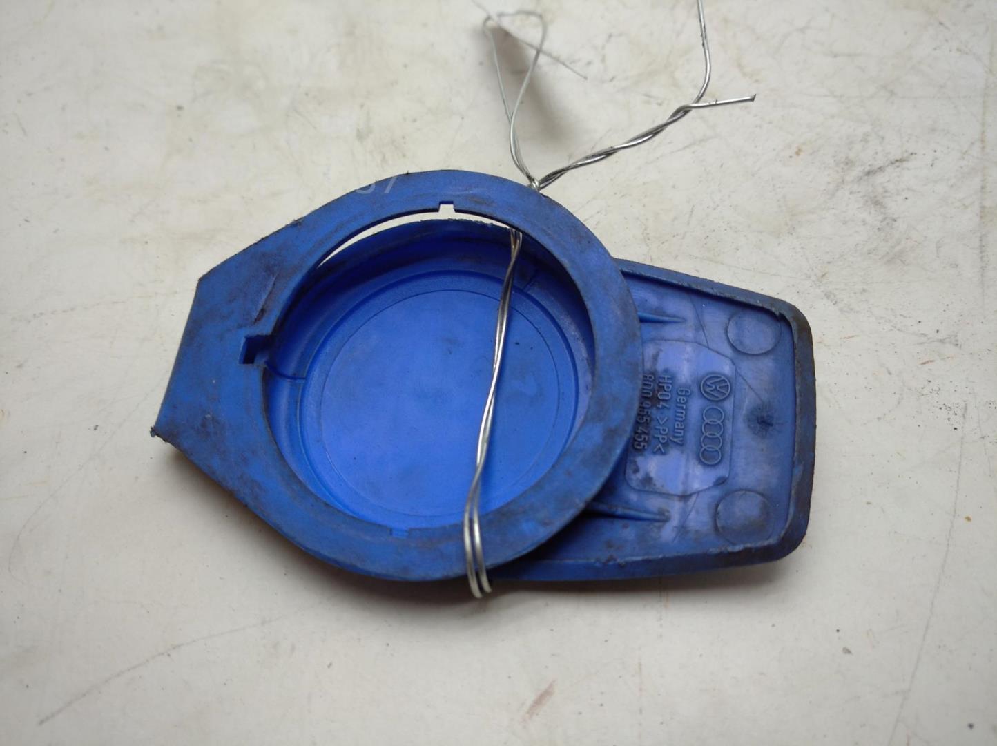 Крышка бачка омывателя