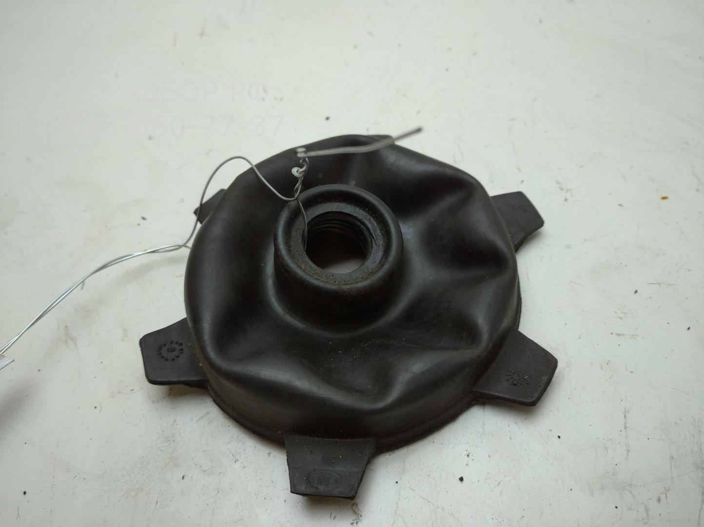 Крышка фары левой