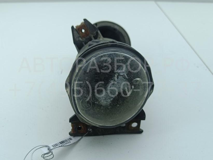 Фара противотуманная левая