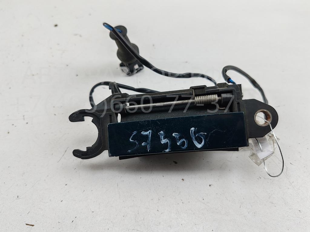 Ручка двери передней наружная правая