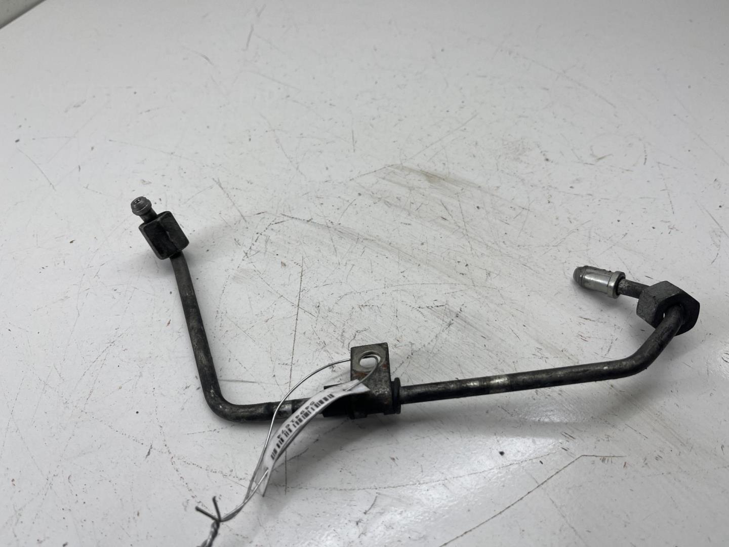 Трубка топливная