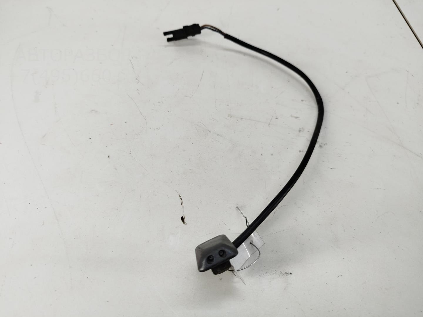 Форсунка омывателя лобового стекла