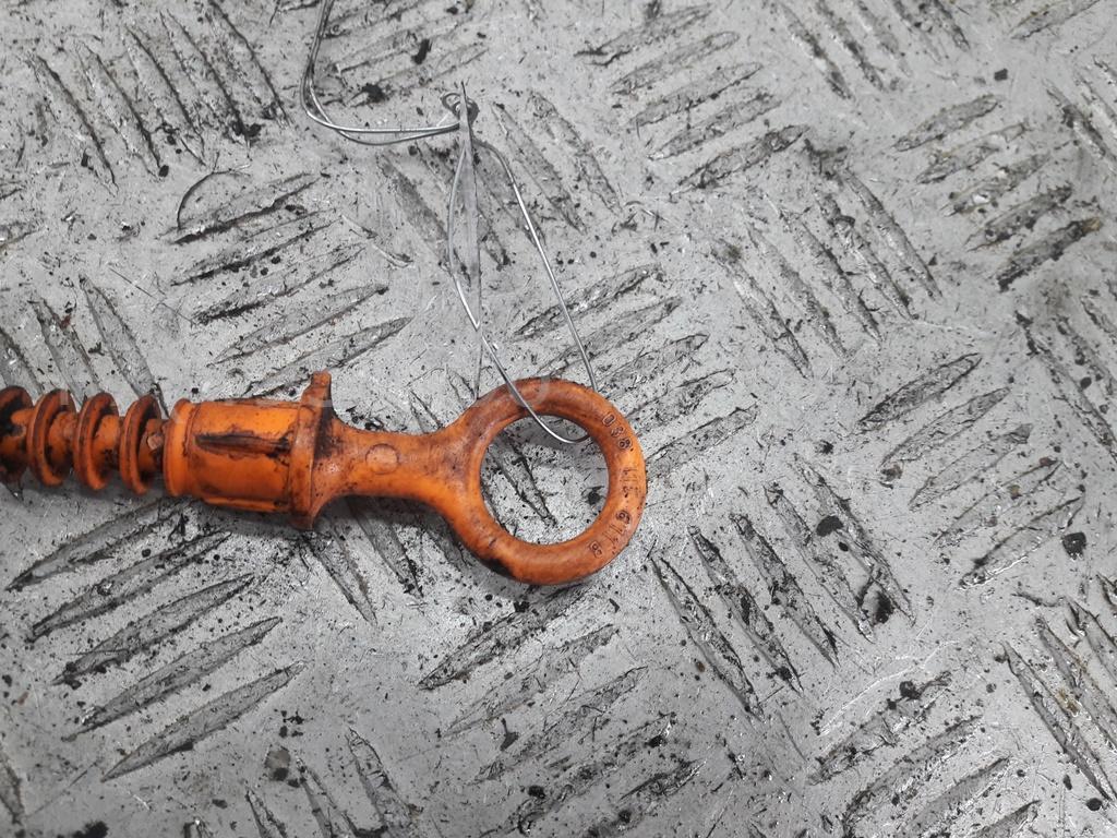 Щуп масляный двигателя